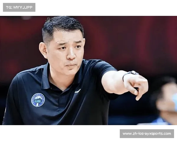 中超历史璀璨星辰 回眸杰出教练的精彩瞬间与辉煌贡献 中超历史璀璨星辰 回眸杰出教练的精彩瞬间与辉煌贡献